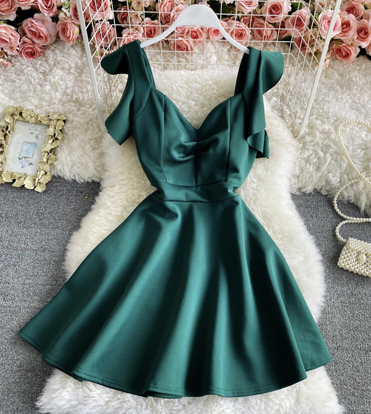 Süßes rückenfreies kurzes Kleid in A-Linie 782