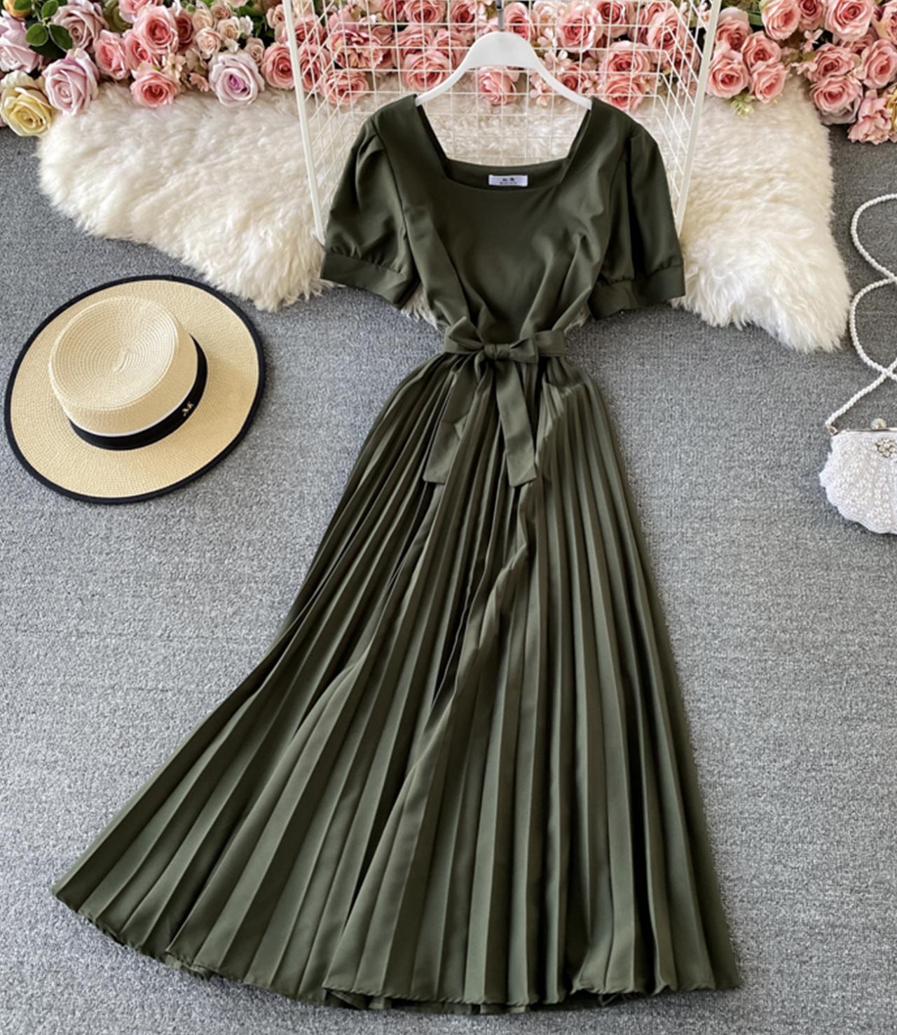 Süßes A-Linien-Modekleid mit Rundhalsausschnitt 756
