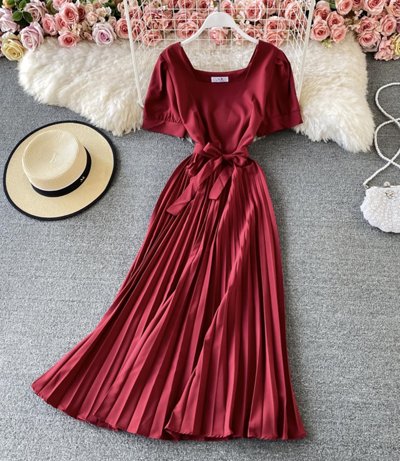 Süßes A-Linien-Modekleid mit Rundhalsausschnitt 756