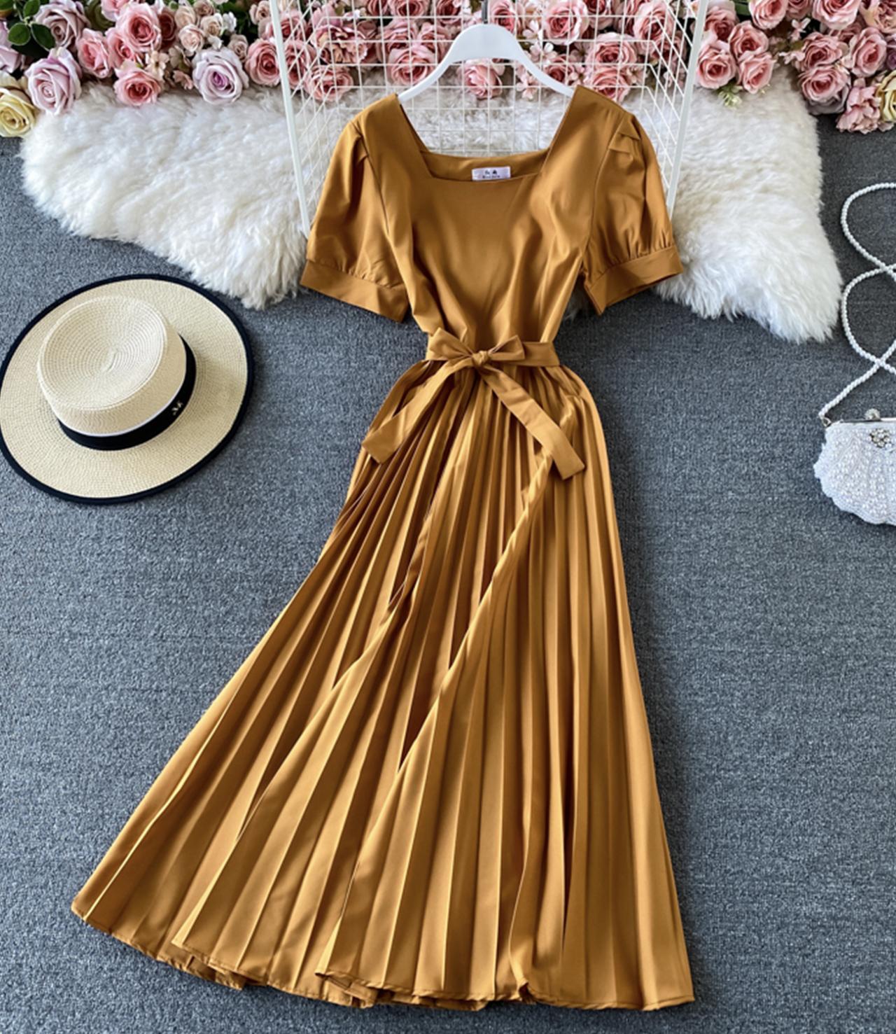 Süßes A-Linien-Modekleid mit Rundhalsausschnitt 756