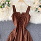 Jolie robe courte à lacets en forme de A 872