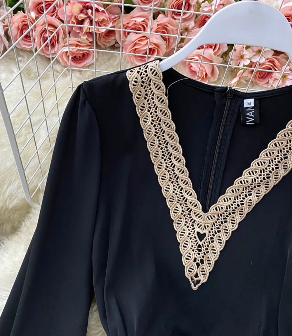 Robe élégante à manches longues et col en V en dentelle noire 854
