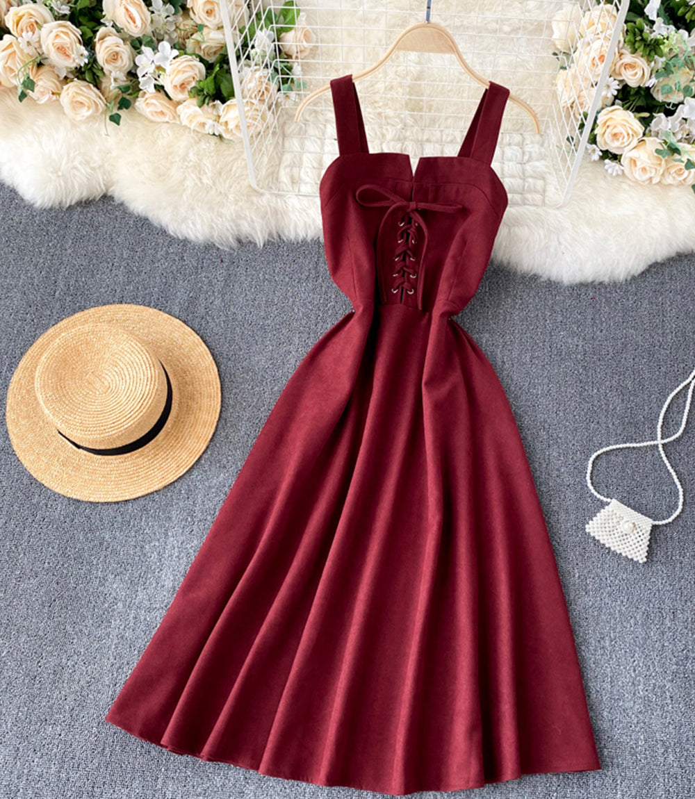 Jolie robe courte à lacets en forme de A 872