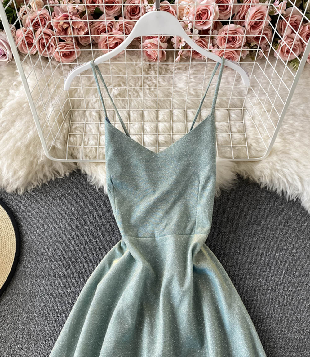 Glänzendes kurzes Kleid mit V-Ausschnitt Modekleid 861