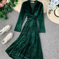 Elegantes Samtkleid mit V-Ausschnitt, Langarmkleid 914 