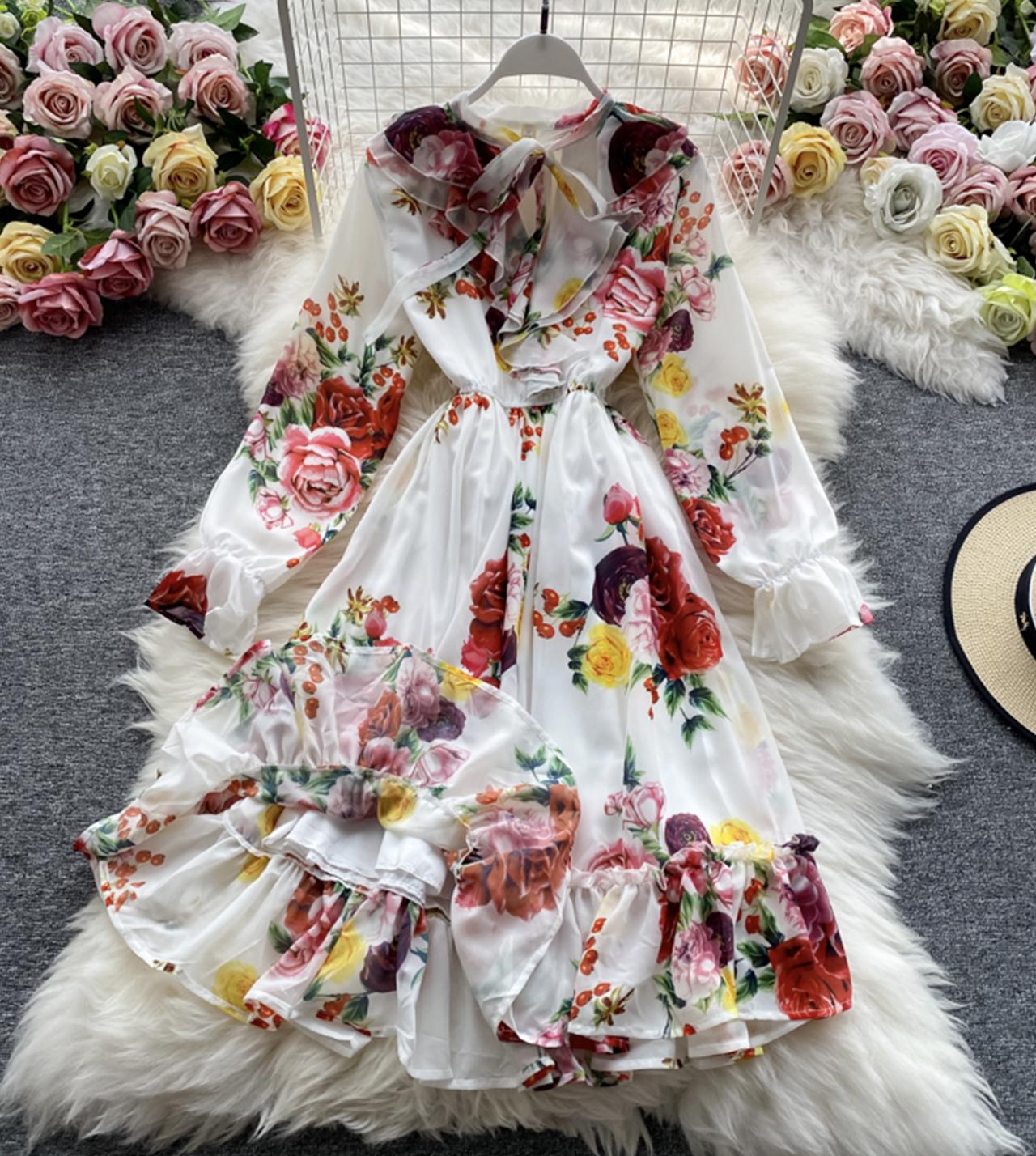 Robe fleurie élégante à manches longues 778