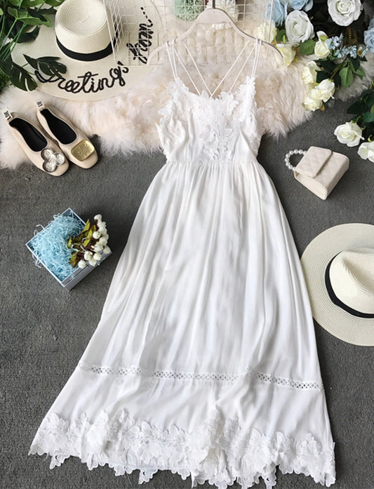 Robe dos nu en dentelle blanche avec appliques pour fille 1166