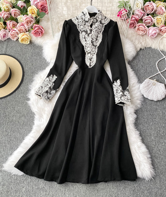 Robe à manches longues en dentelle noire 967