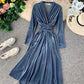 Elegantes Samtkleid mit V-Ausschnitt, Langarmkleid 914 