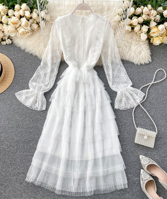 Nettes langärmliges Spitzenkleid Mode Mädchenkleid 1060