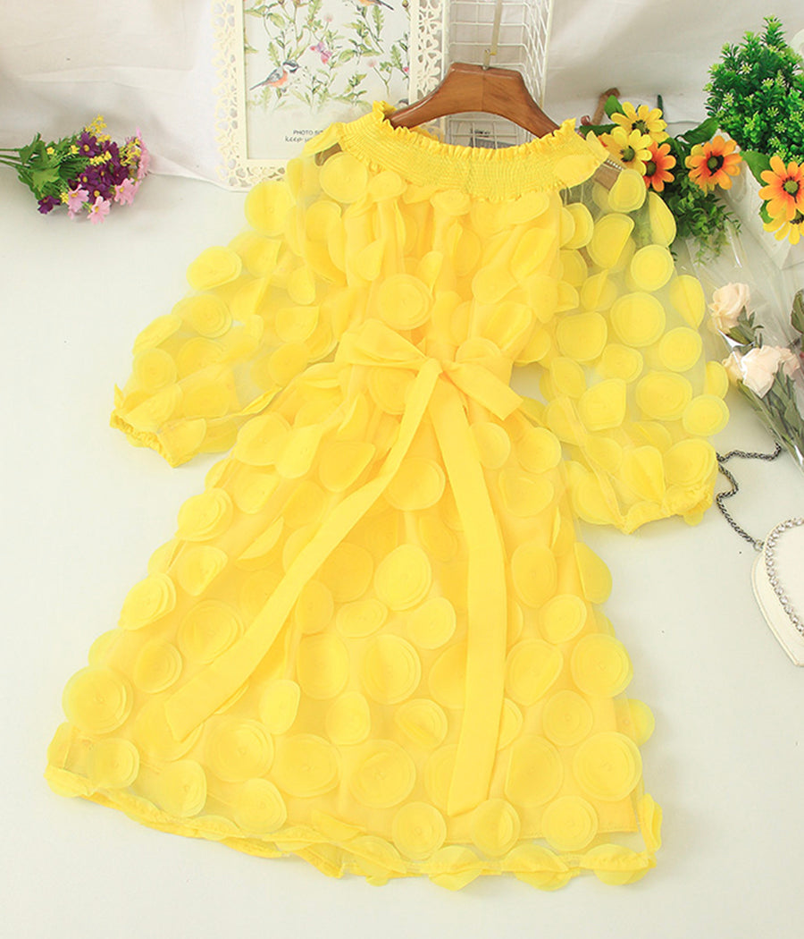 Uniquely designed three-dimensional flower puff sleeve dress  1199