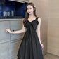 Schwarzes, kurzes Kleid mit Herzausschnitt, Mode-Mädchenkleid 1077 