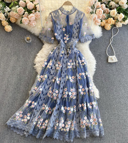 Robe courte en dentelle de haute qualité, robe trapèze bleue 796