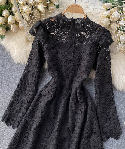 A line cutout lace dress long sleeve dress  920