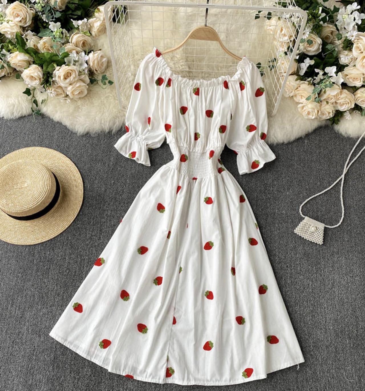 Süßes Erdbeerkleid Kirschkleid Ananaskleid 709