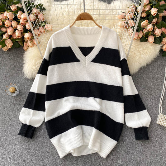Einfacher Strickpullover mit V-Ausschnitt und langen Ärmeln 007