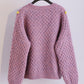 Pull épais à col rond orné de pompons colorés 062