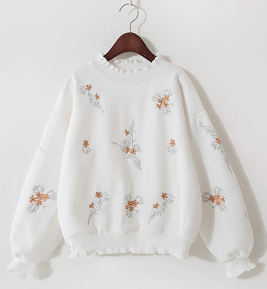 Cute embroidered long-sleeved T shirt  072