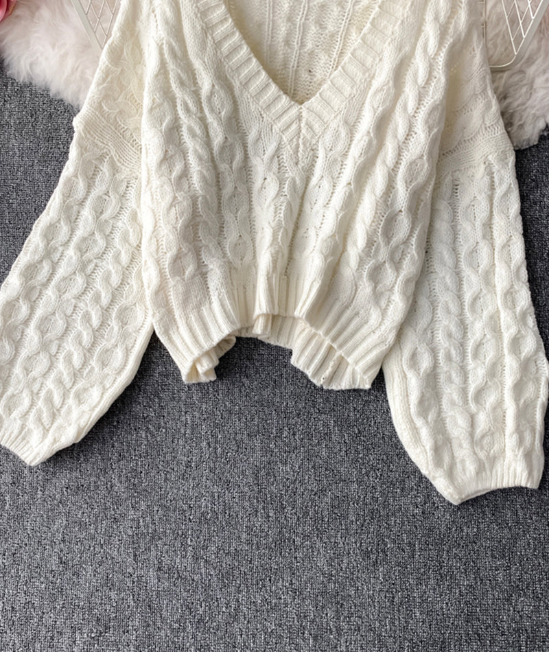 Süßer Langarmpullover mit V-Ausschnitt 104