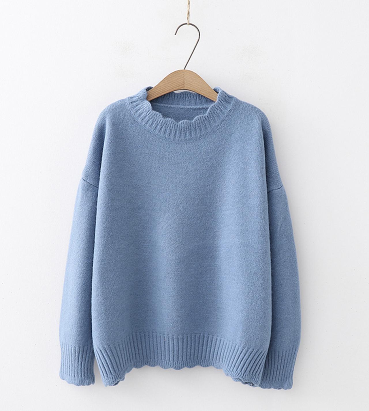 Einfacher Pullover mit Rundhalsausschnitt und langen Ärmeln 043