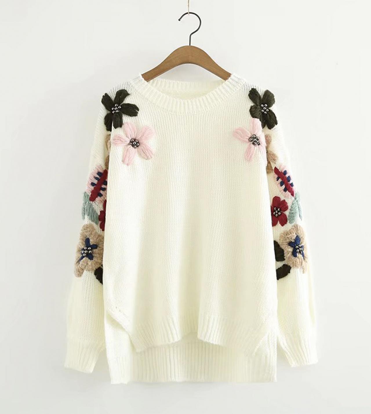 Schöner Blumen-Langarmpullover 044