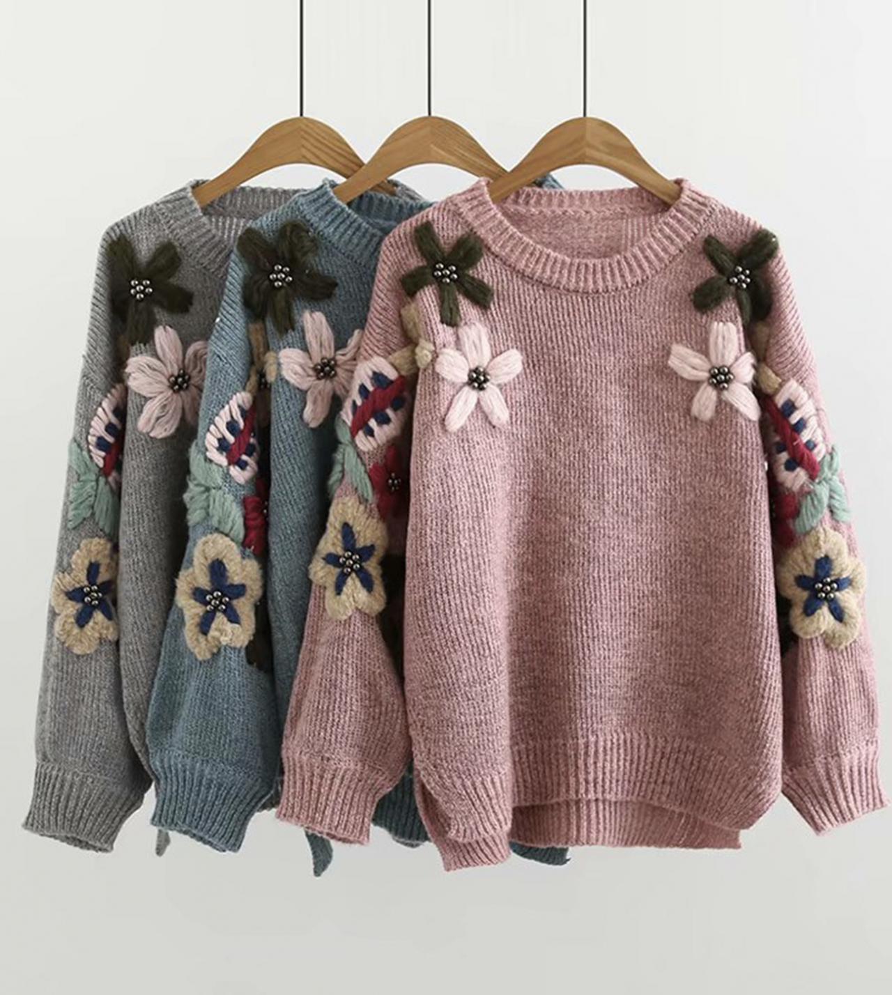 Schöner Blumen-Langarmpullover 044