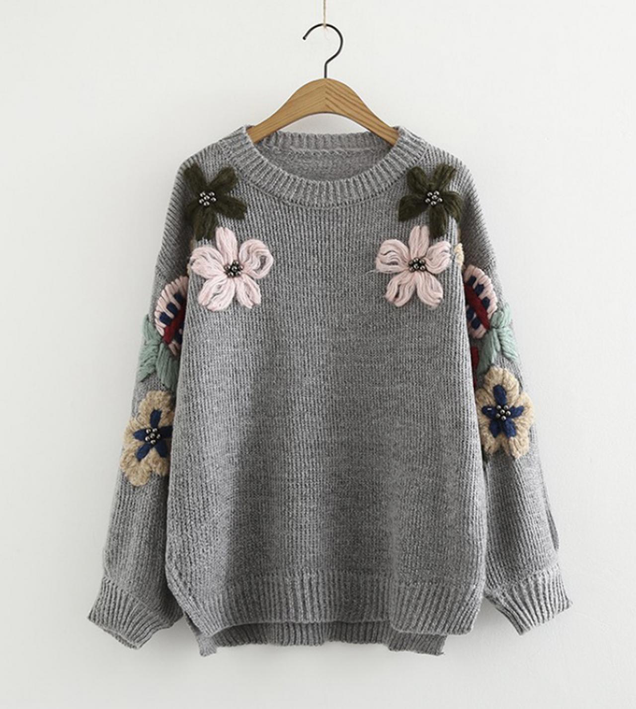 Schöner Blumen-Langarmpullover 044