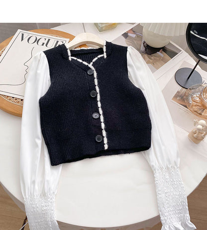 Französische zweiteilige Bluse mit kleinem eckigem Ausschnitt und genähten langen Ärmeln 6592
