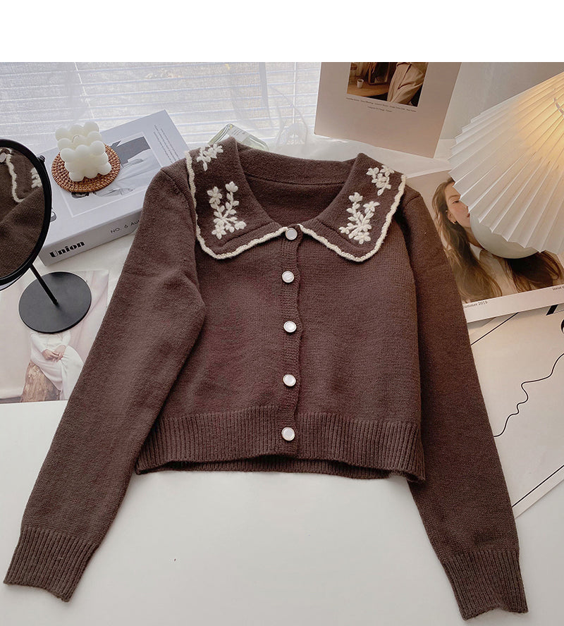 Western style retro embroidered doll neck short long sleeve Knitted Top  5969