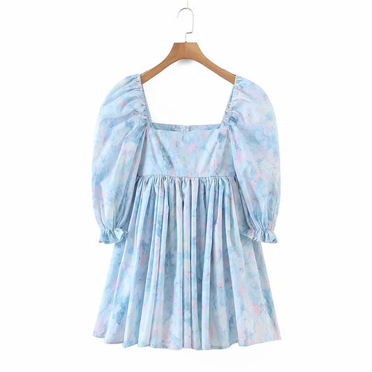Kleid 7145 mit sanftem Wind und süßen Salzblasenärmeln
