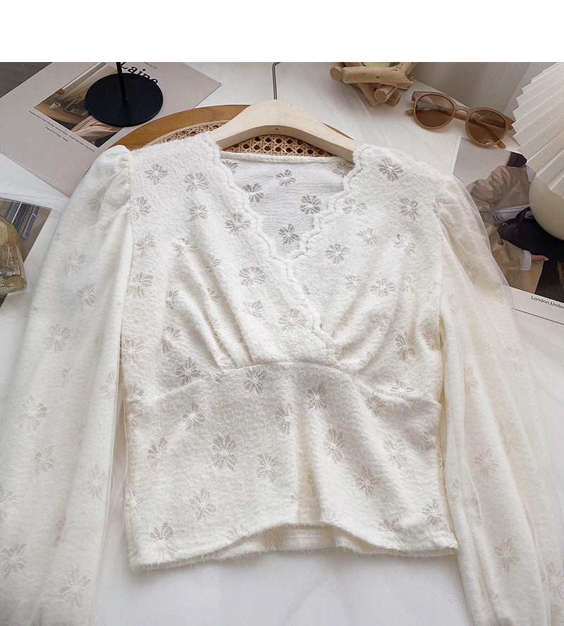 Mesh-Langarm-T-Shirt mit V-Ausschnitt, schmal geschnittenes Oberteil mit kurzem Muster 6670