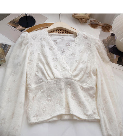 Mesh-Langarm-T-Shirt mit V-Ausschnitt, schmal geschnittenes Oberteil mit kurzem Muster 6670