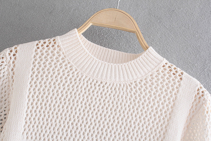 Neues süßes Strickoberteil 7341 mit ausgehöhltem Detail und halbhohem Halsausschnitt