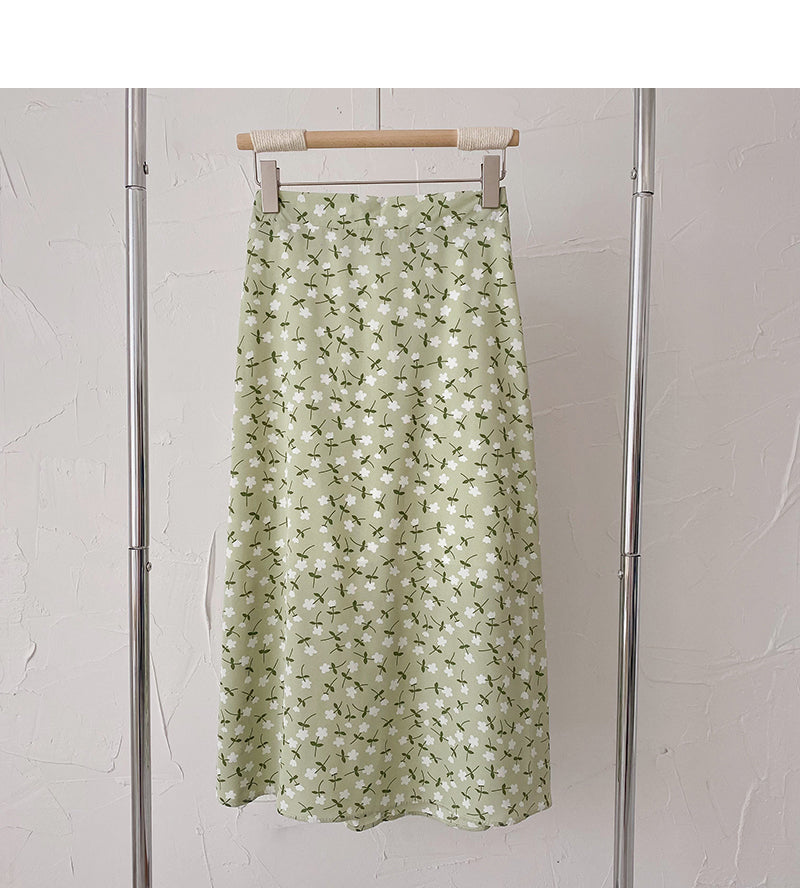 Sweet broken flowers show thin high waist A-shaped medium length skirt  5823