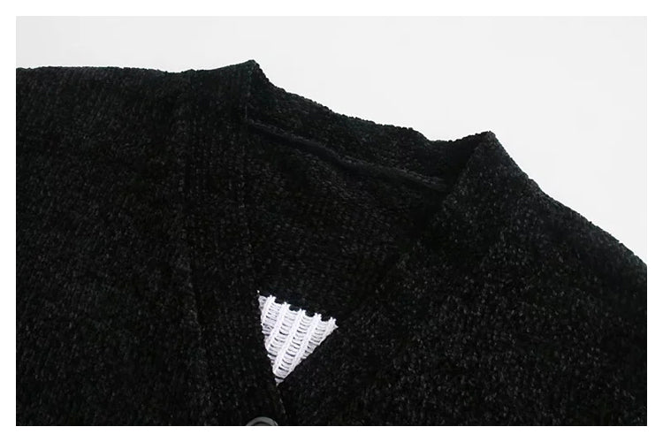 V-neck Lantern Sleeve Button back smiling face loose knit coat  7483