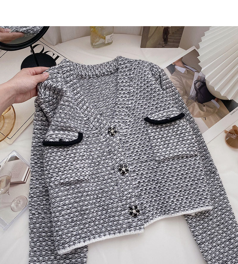 Small fragrance retro red sweater cardigan female  6126