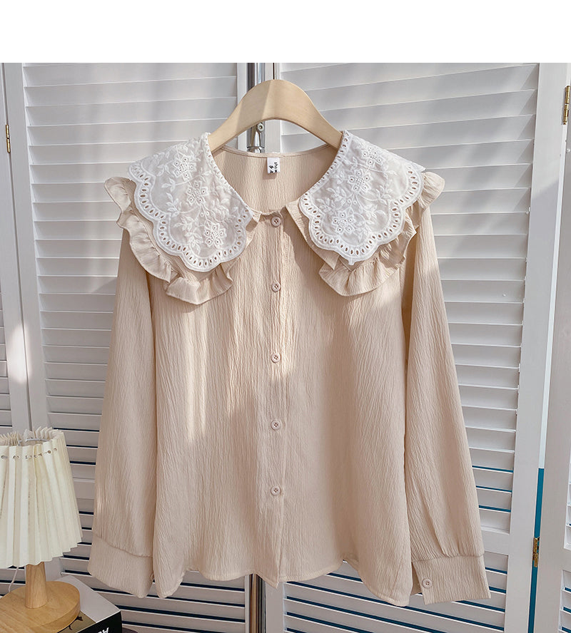 Lace doll neck Vintage age reducing shirt  6403