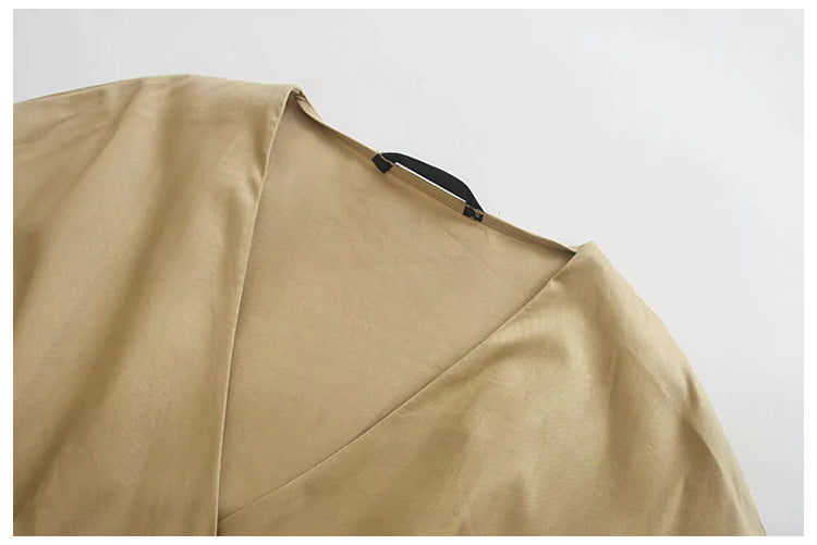 Robe à manches longues et col en V pour femme de style européen et américain avec ceinture 7103