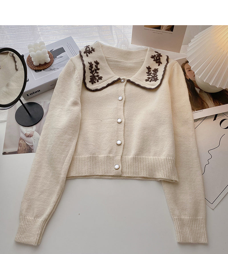 Western style retro embroidered doll neck short long sleeve Knitted Top  5969
