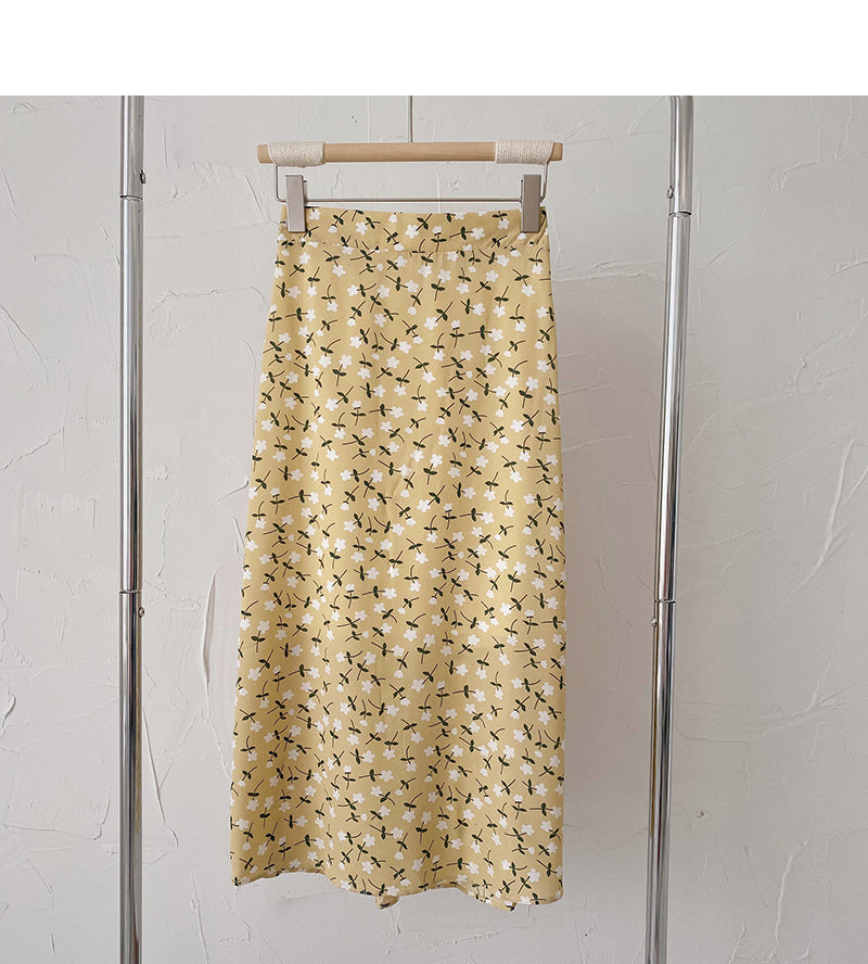 Sweet broken flowers show thin high waist A-shaped medium length skirt  5823