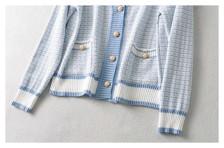 Xiaoxiangfeng V-neck pearl button loose knit cardigan coat  7460