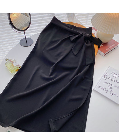Kleines Design mit seitlichem Schlitz in der koreanischen Version zeigt einen dünnen, temperamentvollen A-Linien-Rock 5695
