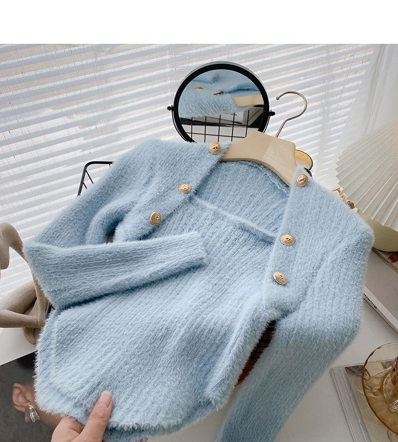 Wollpullover, Slim Fit, kurzes Oberteil mit eckigem Ausschnitt, zweireihig geknöpft 6603