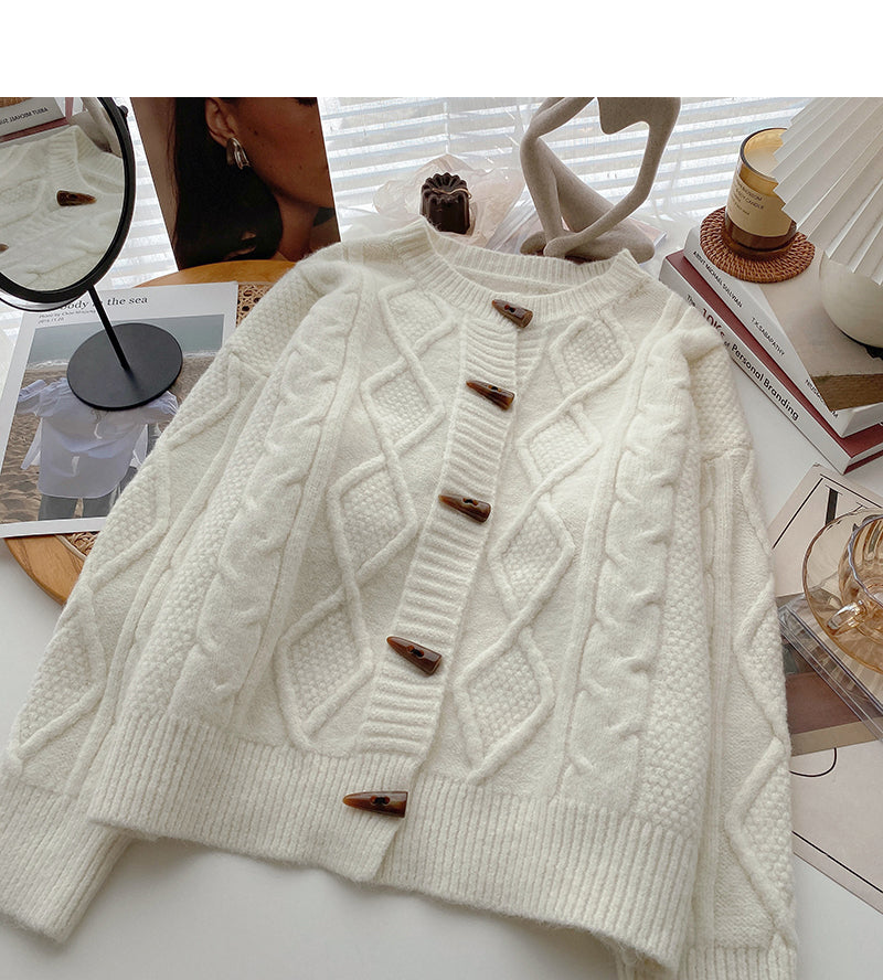 Vintage round neck button top  6039