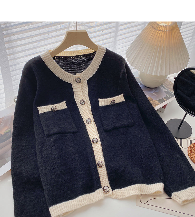 Western style casual color matching single breasted round neck top  6017