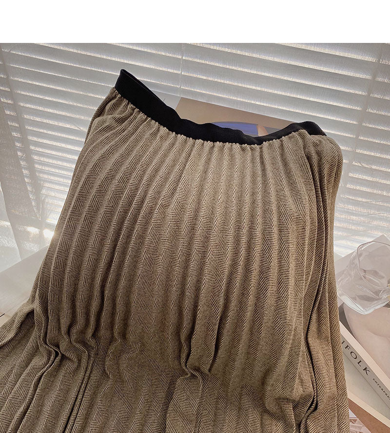 Korean minority design fashion shows the trend of thin skirt  5737
