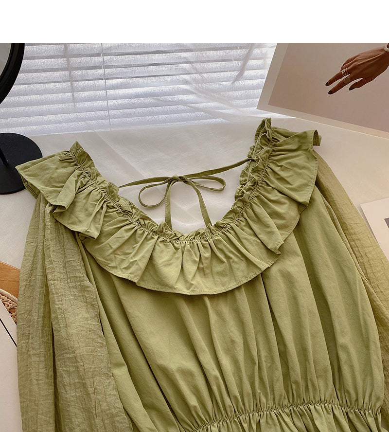 Chemise à lacets, col rond et volants, taille fine 6434