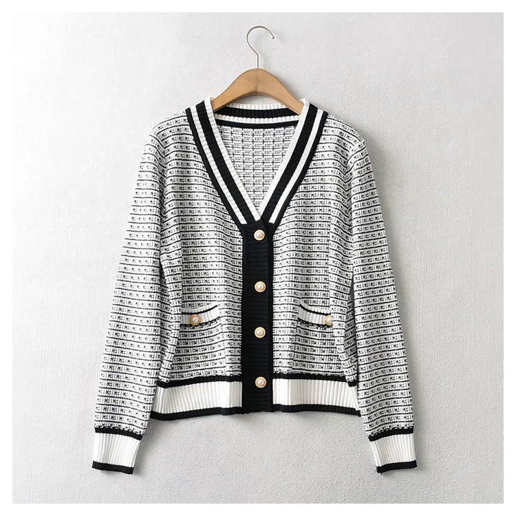 Xiaoxiangfeng V-neck pearl button loose knit cardigan coat  7460