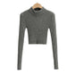 Einfarbiger Pullover mit halbhohem Kragen und Reißverschluss 7175