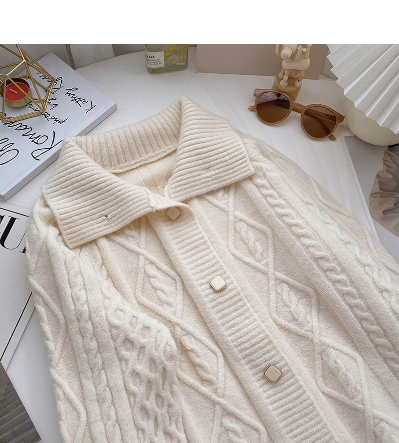 Pull vintage à simple boutonnage et col montant torsadé 6015